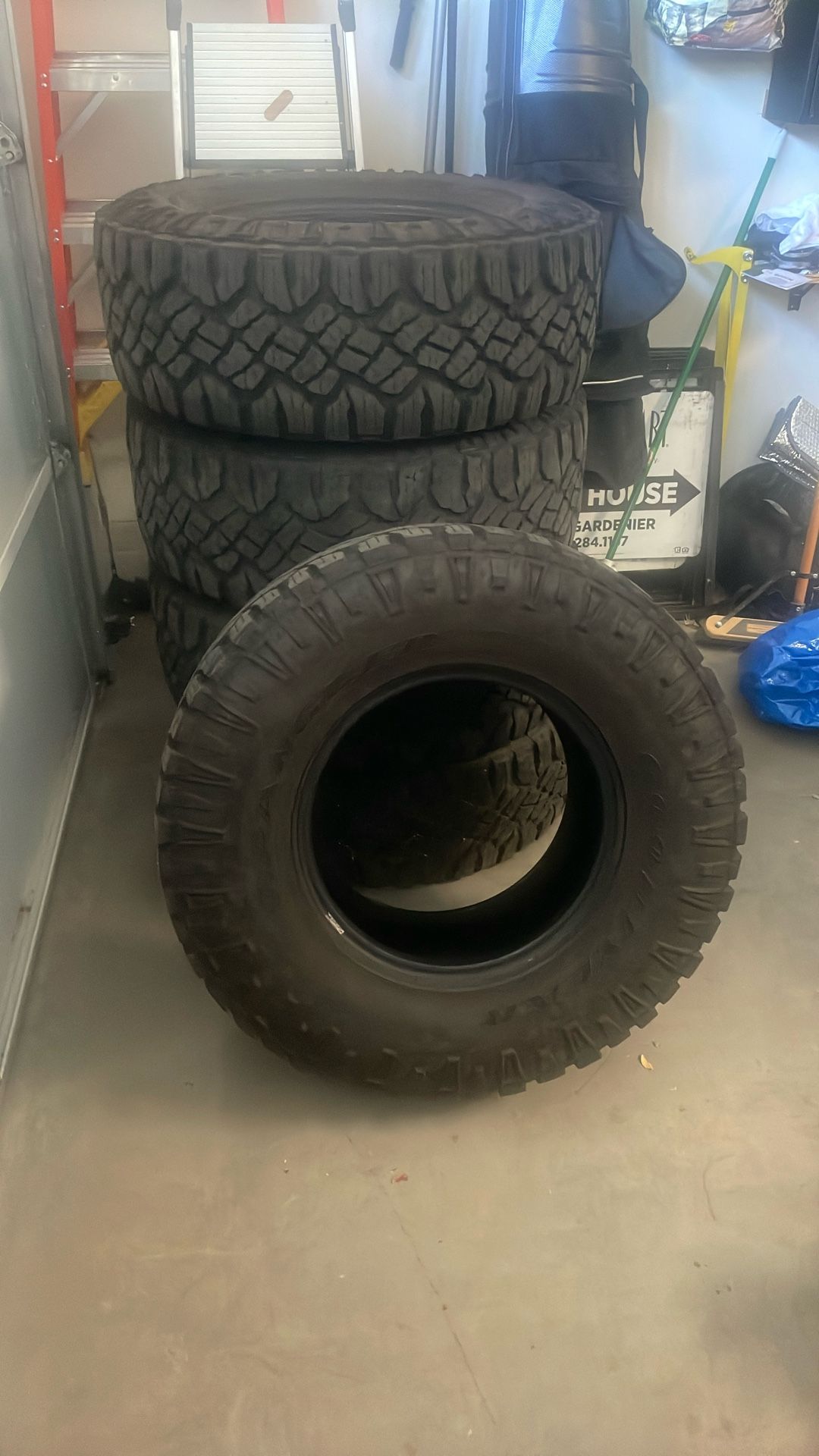 5 Goodyear Wrangler M+S Dirac Tires 35x12.5x17