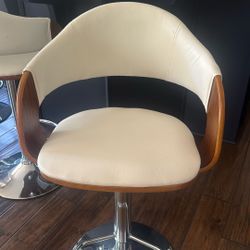 Bar Stools - Height Adjustable 