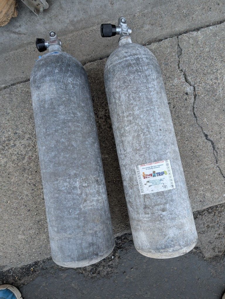 2 Empty Scuba Tanks