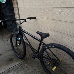 Throne 29 Inch Want To Trade Mostly For Geard Mafia But Will Trafe For Anything Else 