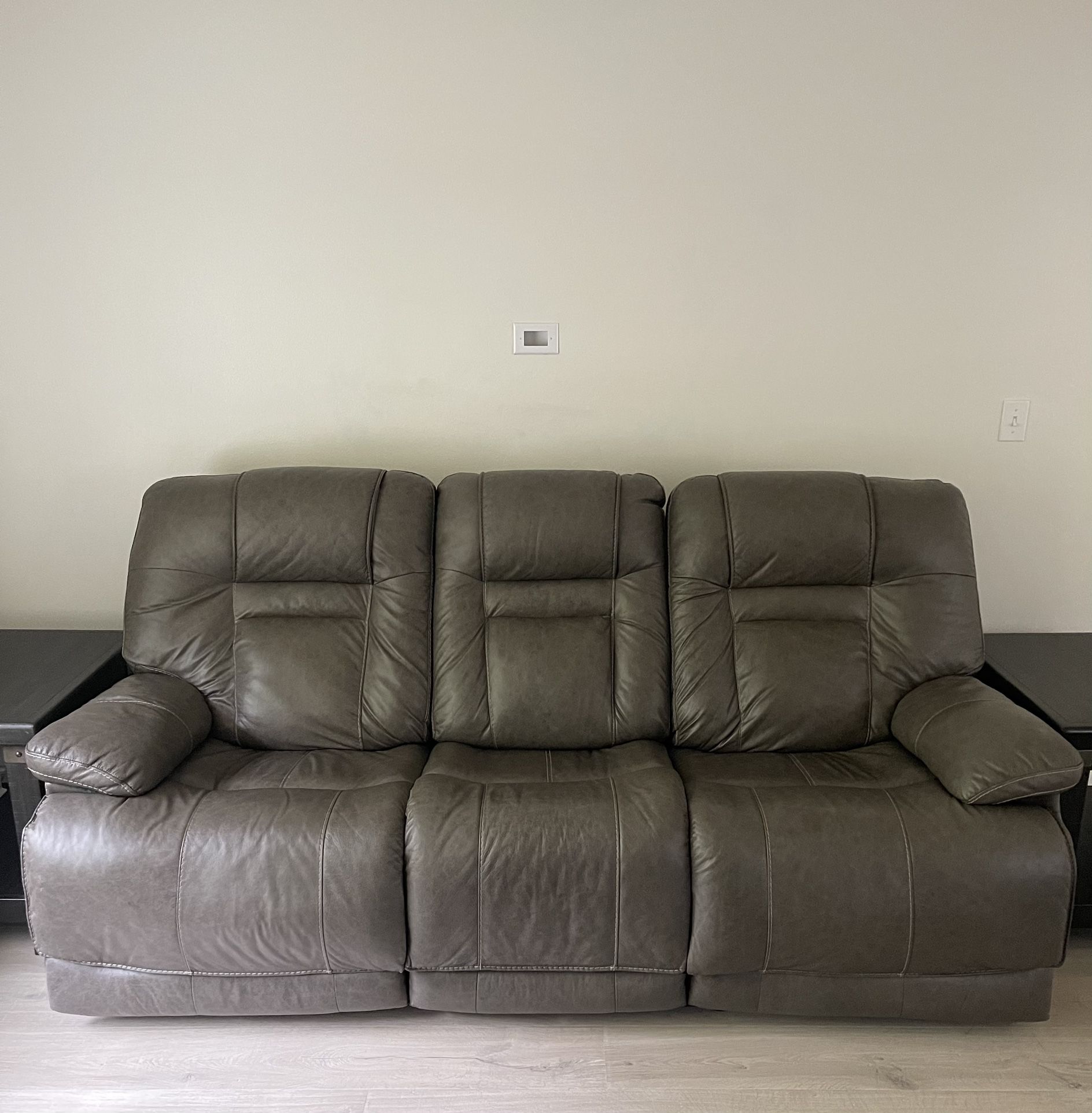 Leather Reclining Sofa Set