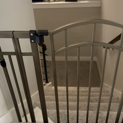 Extra Tall Baby / Dog Gate 36” – Bronze, Adjustable