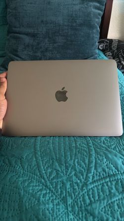 Mac book 2018