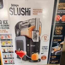 Ninja slushie 88oz professional Frozen drink maker.