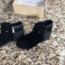 Michael Kors Girl Shoe
