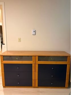 Dresser with 8 drawers.