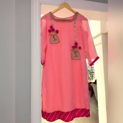 Pink Punjabi Suit With Gold Detail With Cuffed 3/4 Sleeves - Size Small New 
