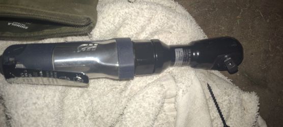 Air ratchet