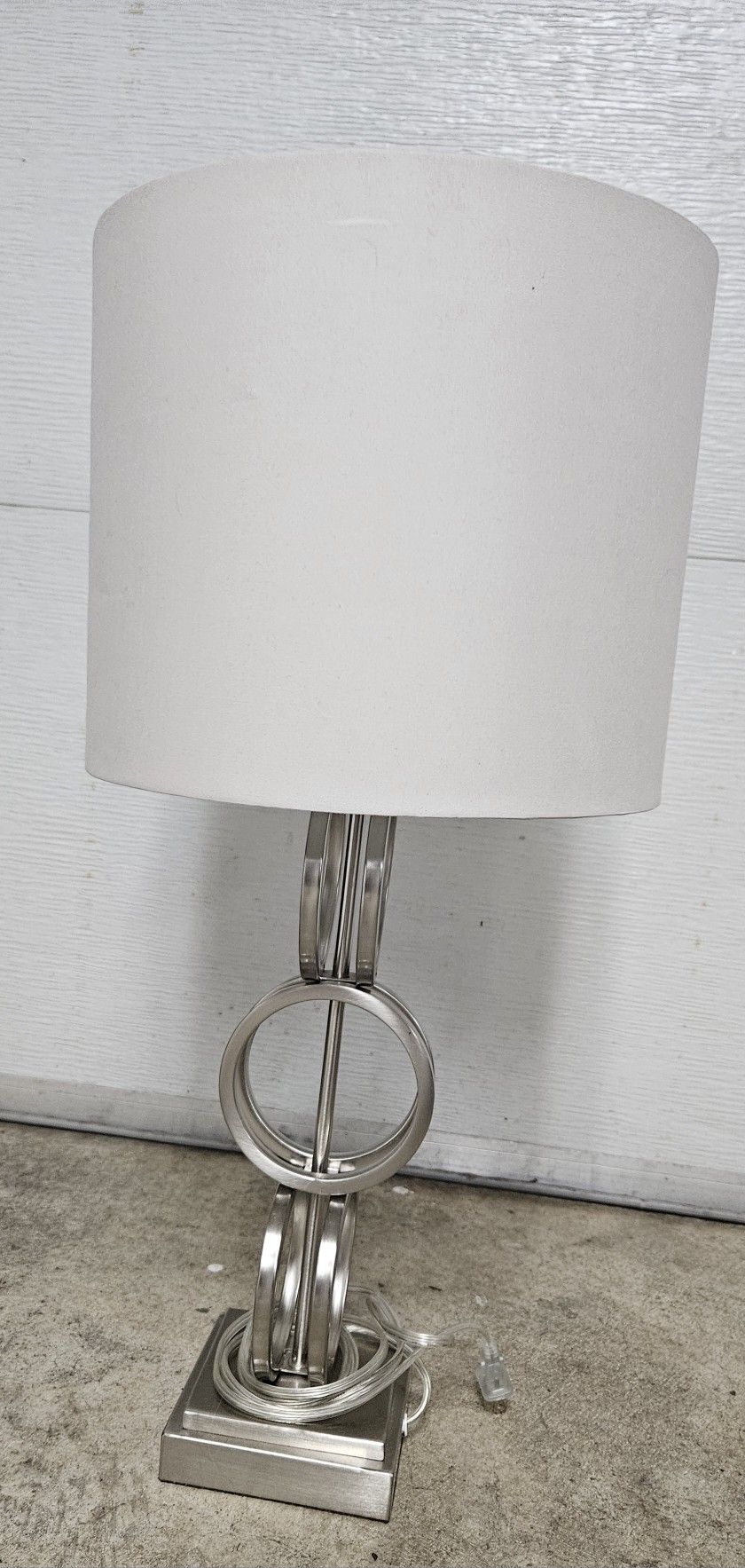 Modern Style Lamp