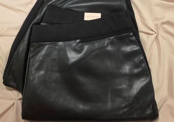 LANE BRYANT HIGH RISE- LEGGING SIZE 26/28  BRAND  NEW