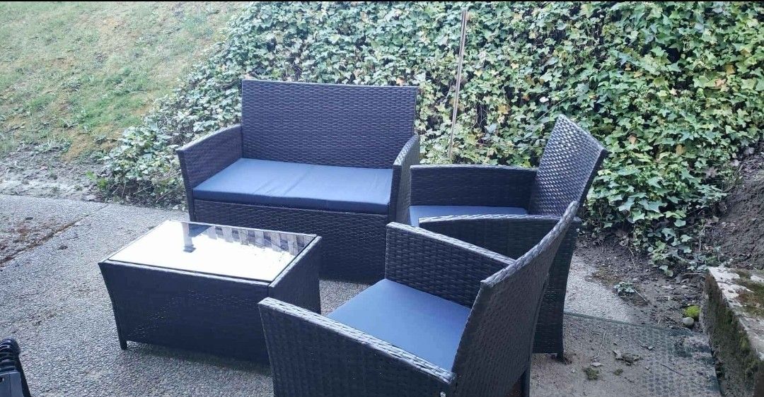 4 Piece Patio Furniture Set