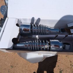 Harley Davidson Parts Tons Of It. 