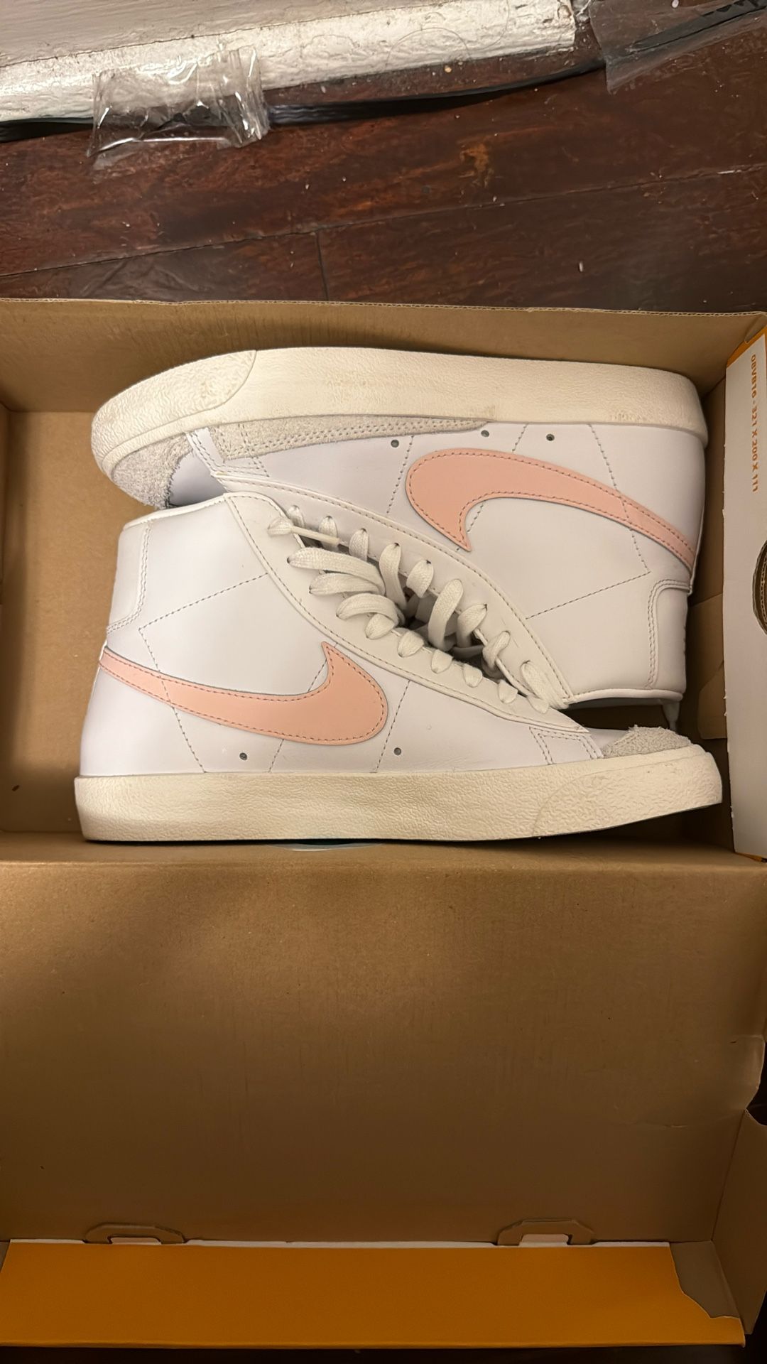 Nike Blazer Mid ‘77 Vintage In Pink Size 8 W