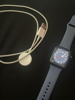 Apple Watch Series 5 44mm GPS + Cellular