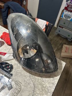 Head lights g35 not free