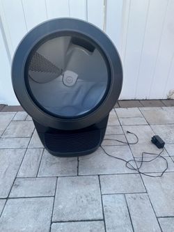 Whisker Litter Robot 4 Wi-Fi  Automatic Litter Box - Excellent Condition !!