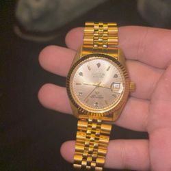 Croton Watch