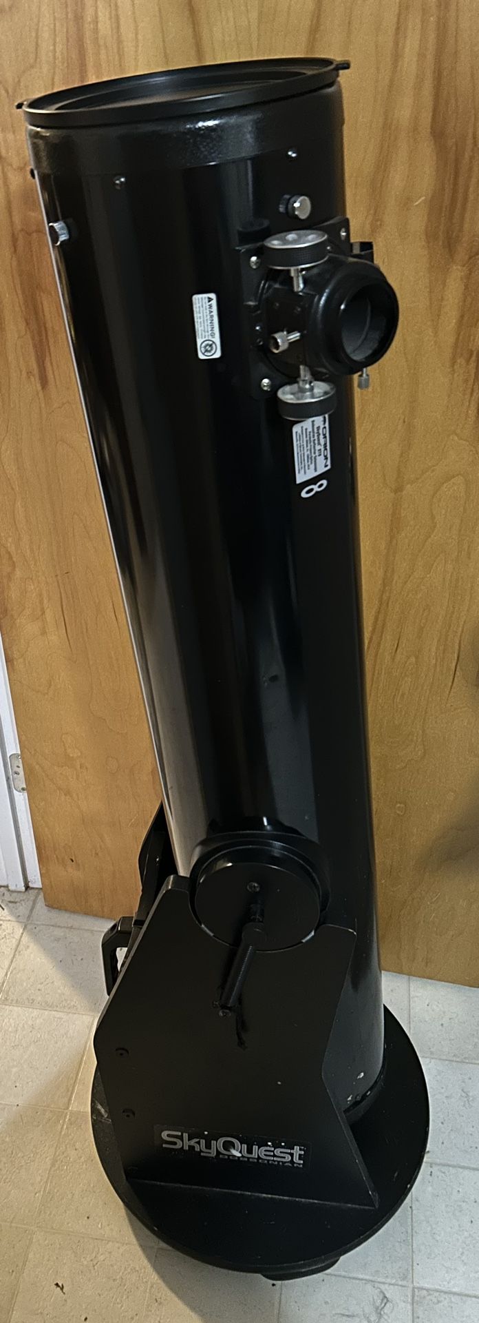 Orion SkyQuest XT8 With Manual And Accessories
