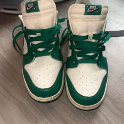 Nike dunks low Celtics