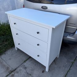 White 3 Drawer Dresser !