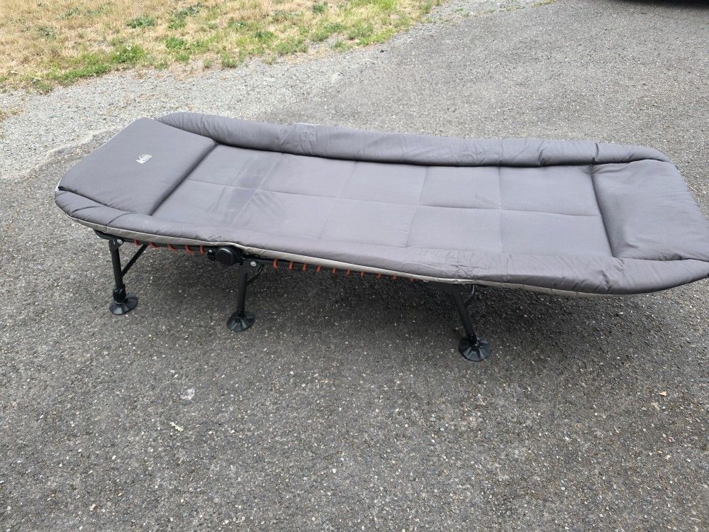 REI Wonderland Comfort Cot