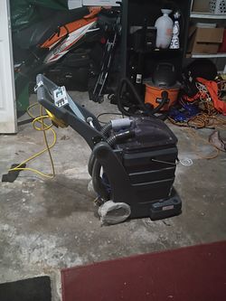 Commercial Carpet & Upholstery Cleaning Machine