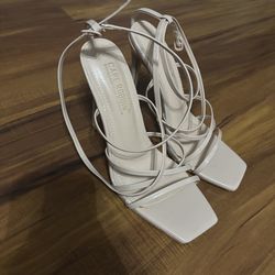 Brand New Tan Colored Heels Size 6.5