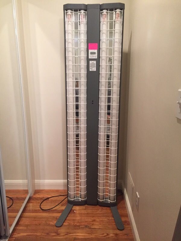Daavlin 7 Series Home Phototherapy Unit Home Skin Treatment for Sale