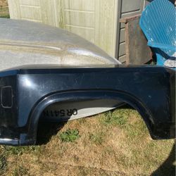 86 Ford F-150 flareside short bed left fender good condition 150. Rare find