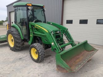John Deere 4520 Tractor   2008