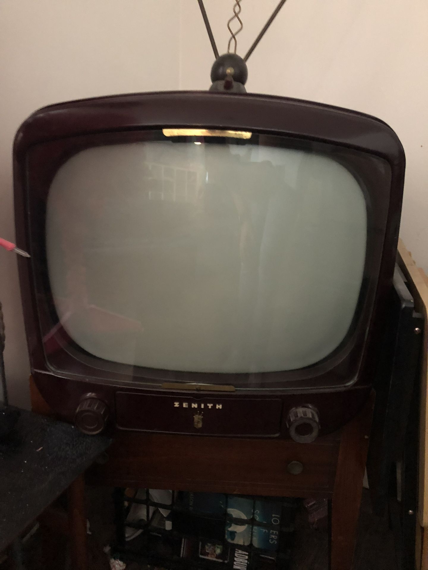 Antique Zenith TV (1953?)