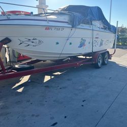 Sea Ray SRV 1979  Express Cruiser 