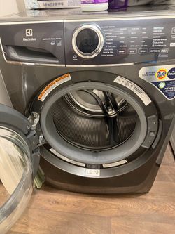 Electrolux Self cleaning front loader washing machine