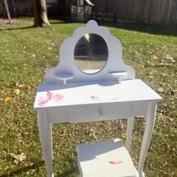 White Children’s Vanity