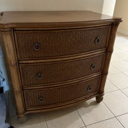 Dresser And Night Stand Set