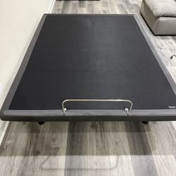 Beautyrest Queen Adjustable Base Brand New  