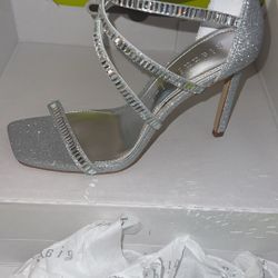 Heels Size 8 1/2 