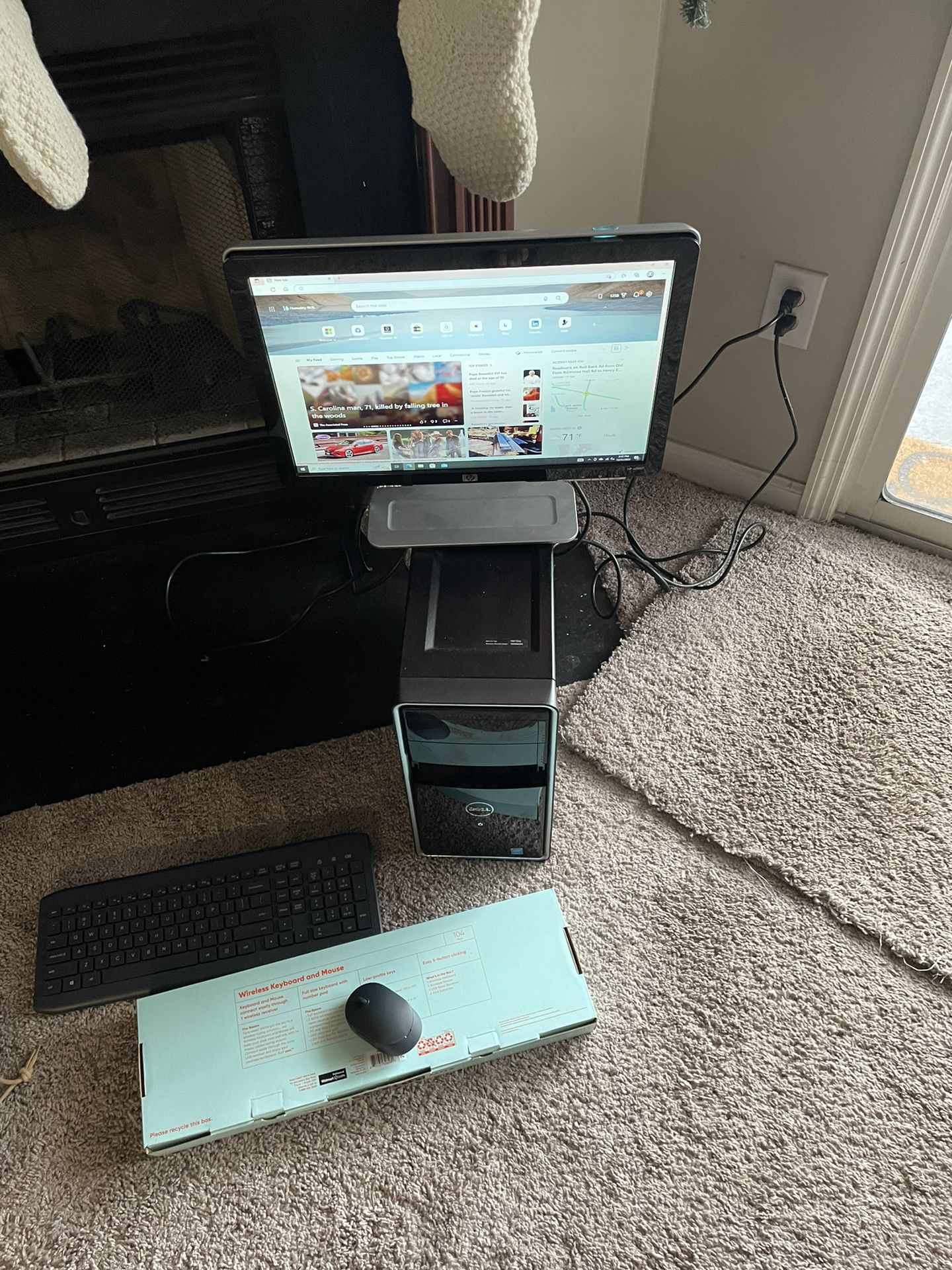Dell Inspiron 3847 Desktop With Monitor 