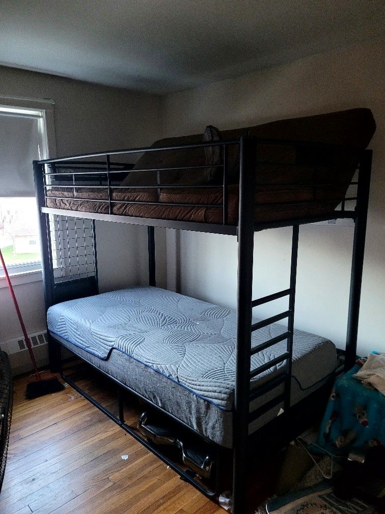 Bunkbed/ Fouton