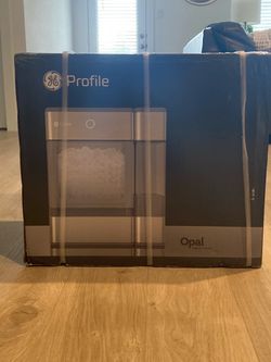 GE Profile 2.0 Nugget Ice Maker W/Side Tank & Bluetooth