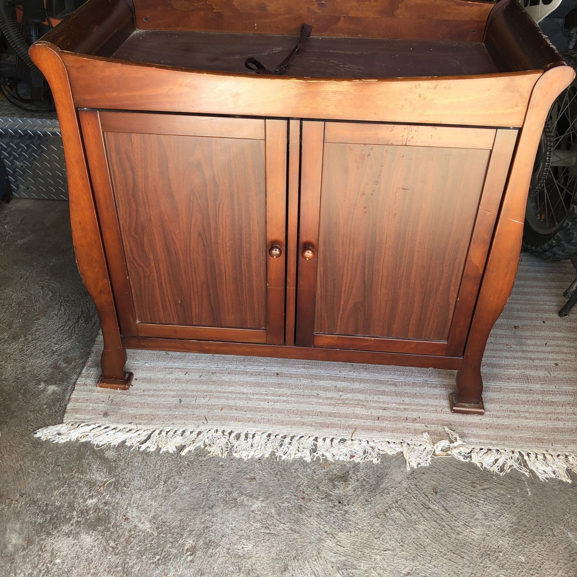 Changing Table