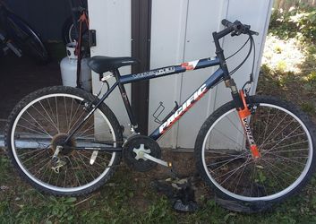 PACIFIC VOYAGER 26 SHIMANO EQUIPPED MOUNTAIN BIKE BICYCLE for Sale