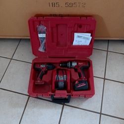 Milwaukee V18 volt Hammer Drill&Impact