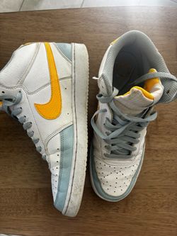 Men’s Nike size 9
