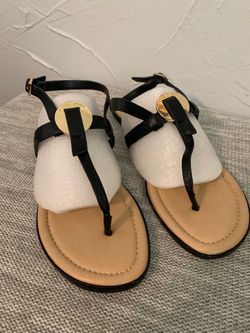 Woman’s Black Sandals size 8M
