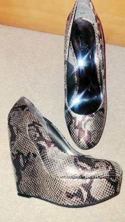 Carlos by Carlos Santana Faux Snakeskin Wedges