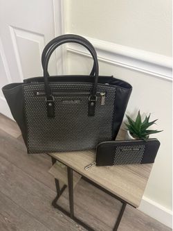 Pretty Stuff ( ASK FOR PRICE)