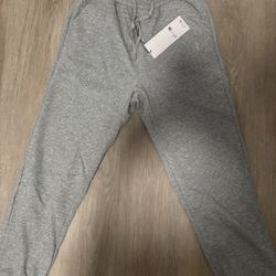 Grey Alo Cuffed Sweatpants