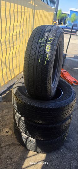 Set Dunlop 265/70/17