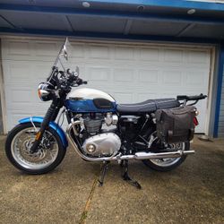 2023 Triumph Bonneville T120